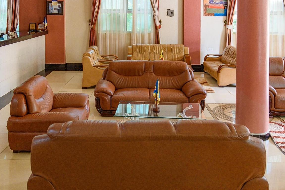 Garden Courts Hotel Masaka Εξωτερικό φωτογραφία